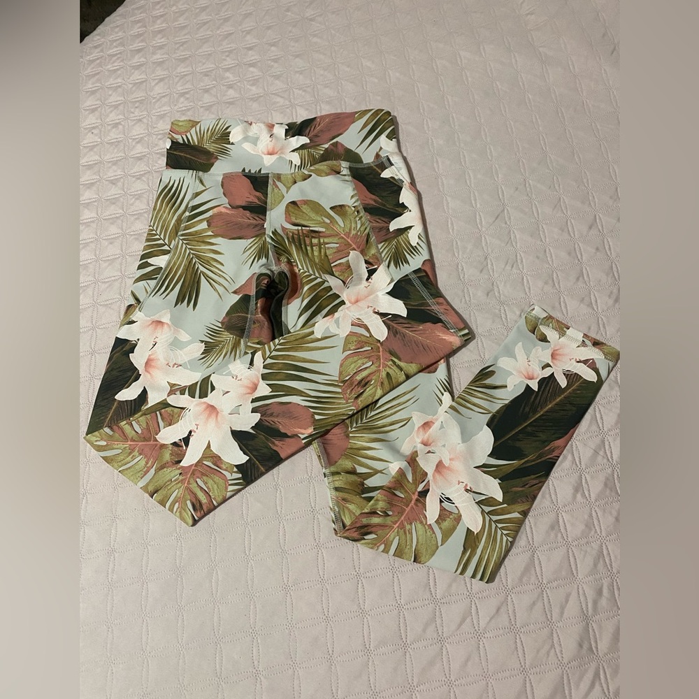Old Navy Active Powersoft Leggings and Top | Size XL 14-16 | Color Floral